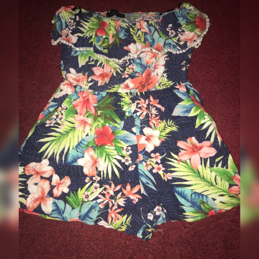 Floral print romper